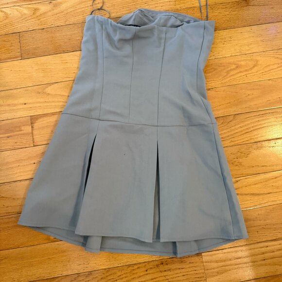 Abercrombie Strapless Pleated Skort - Frost Grey Small Petite - never worn - Picture 4 of 6